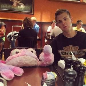 Meet your Posher, Bryce